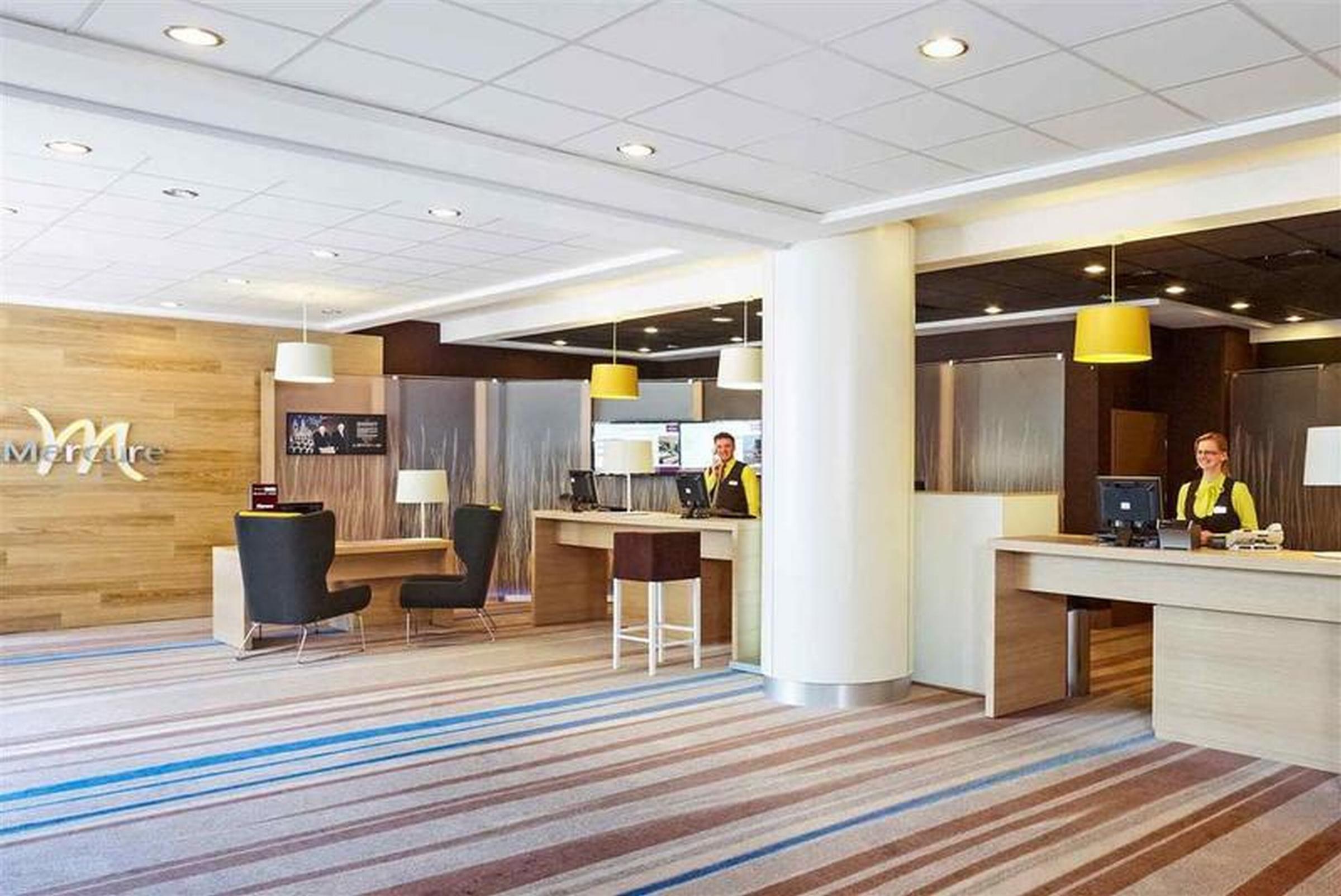 Mercure Centrum Hotell 4*